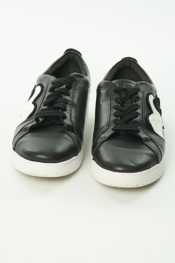 Buty czarne w białe serca - FITFLOP zdjęcie 2