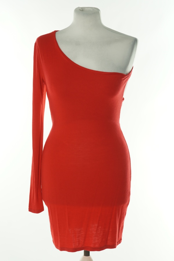 Sukienka czerwona na jedno ramię odkryte plecy - PRETTYLITTLETHING zdjęcie 1