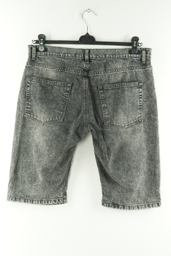 Krótkie spodenki jeansowe czarne przecierane męskie - TOPMAN zdjęcie 2