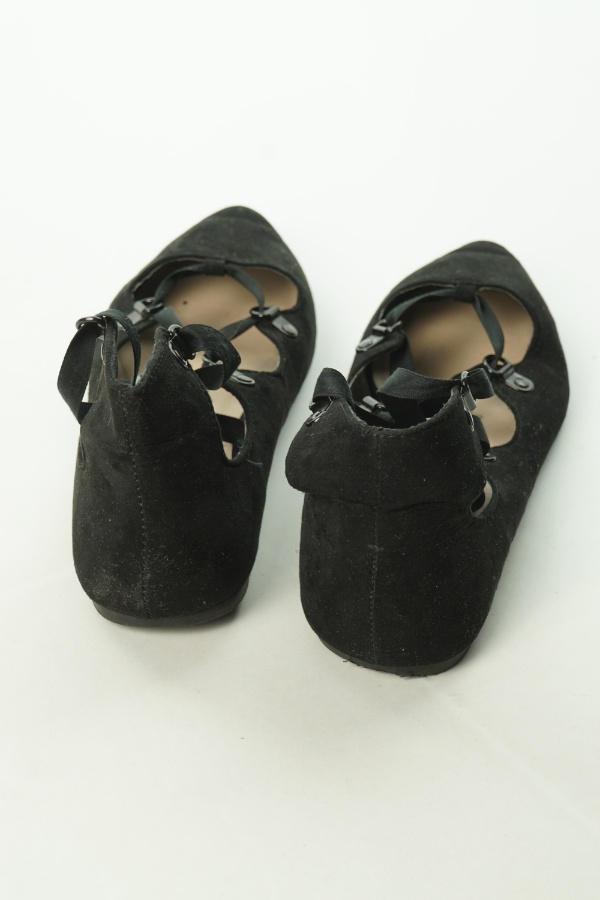 Buty czarne balerinki wiązane - ATMOSPHERE zdjęcie 3