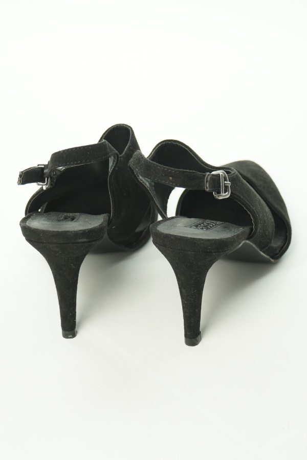 Pantofle czarne na szpilce  - PEACOCKS zdjęcie 3