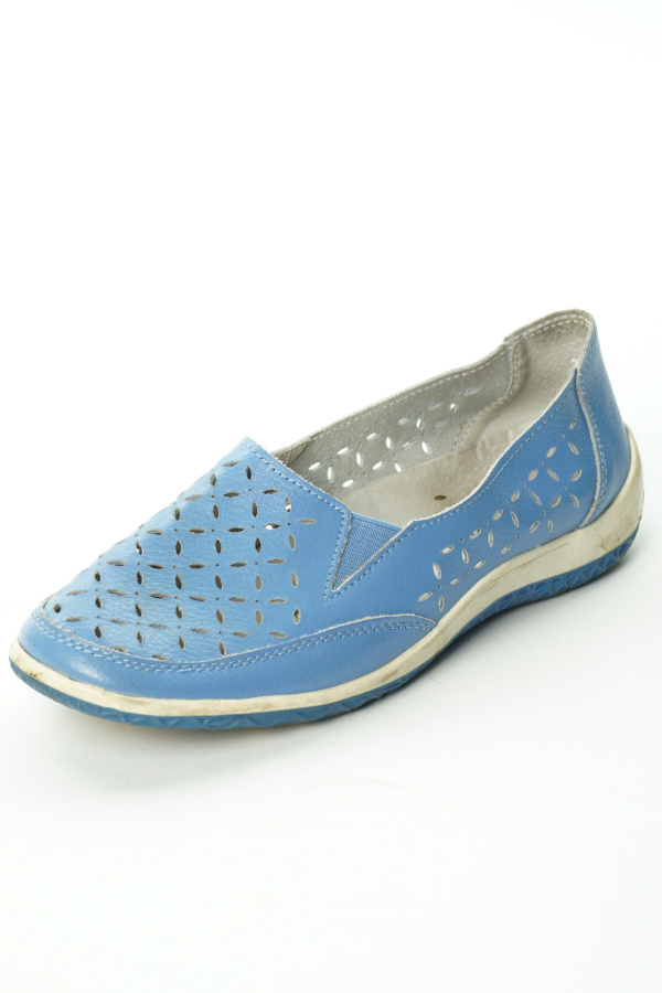 Pantofle niebieskie ażurkowe - DAMART zdjęcie 1