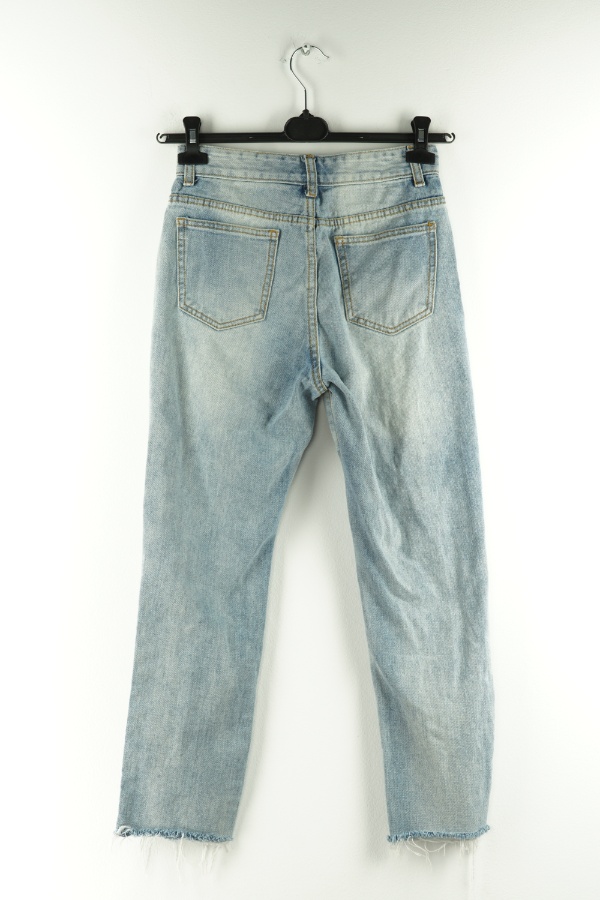 Spodnie jeansowe jasno niebieskie z dziurami - MOMOKROM zdjęcie 2