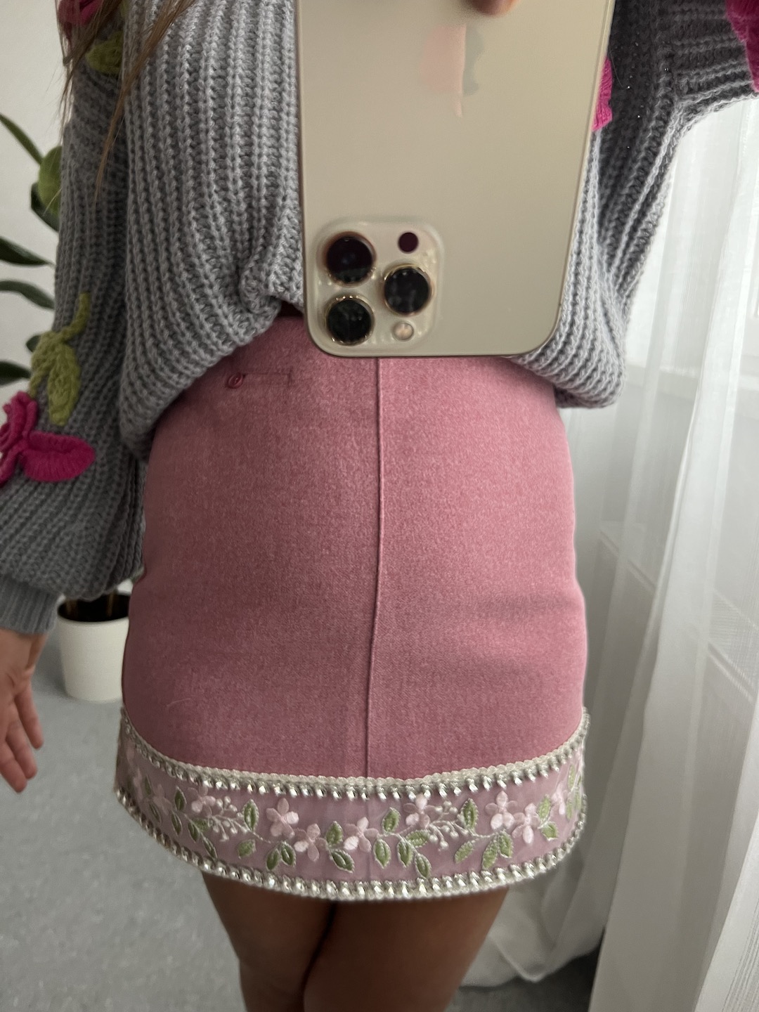 Spódnico-spodenki z aplikacją- różowe zdjęcie 4