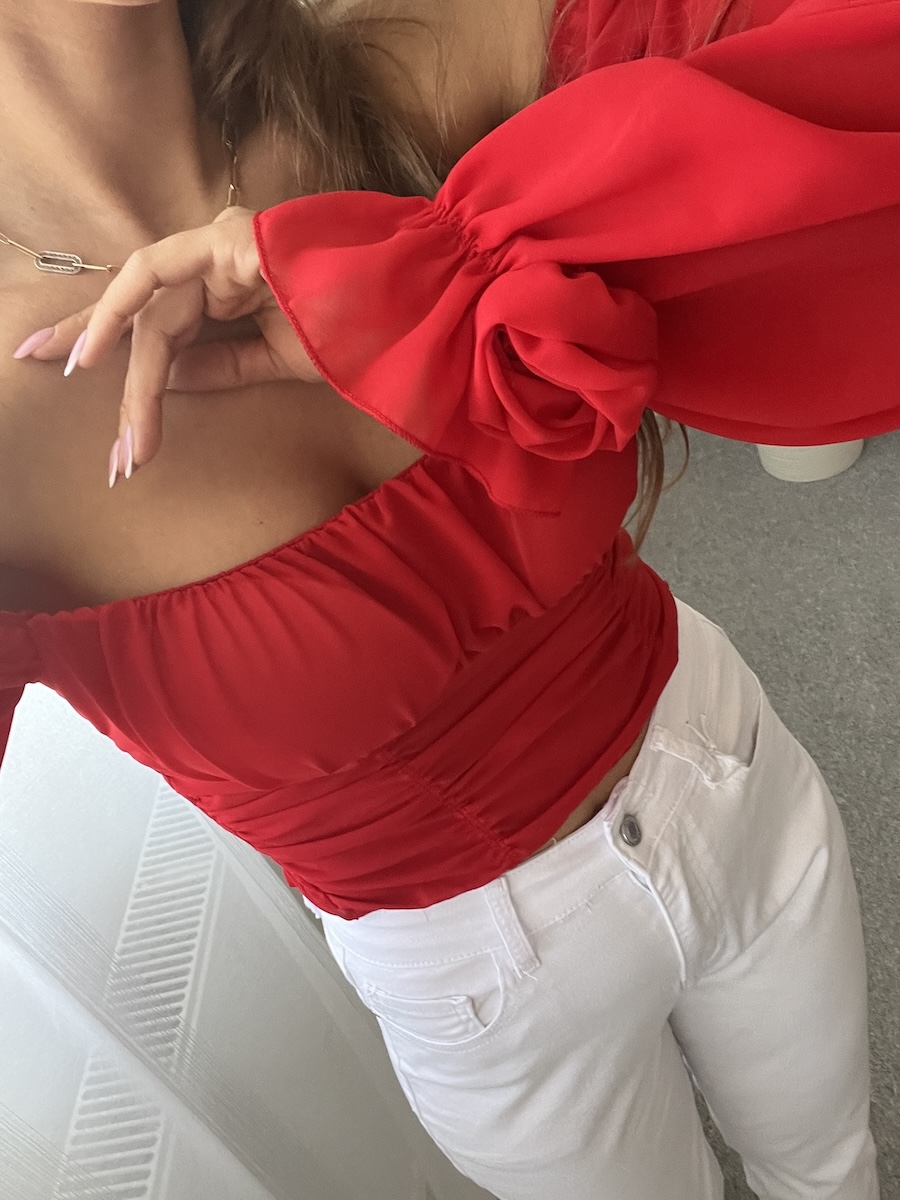 Bluzka hiszpanka - czerwona z różą zdjęcie 3