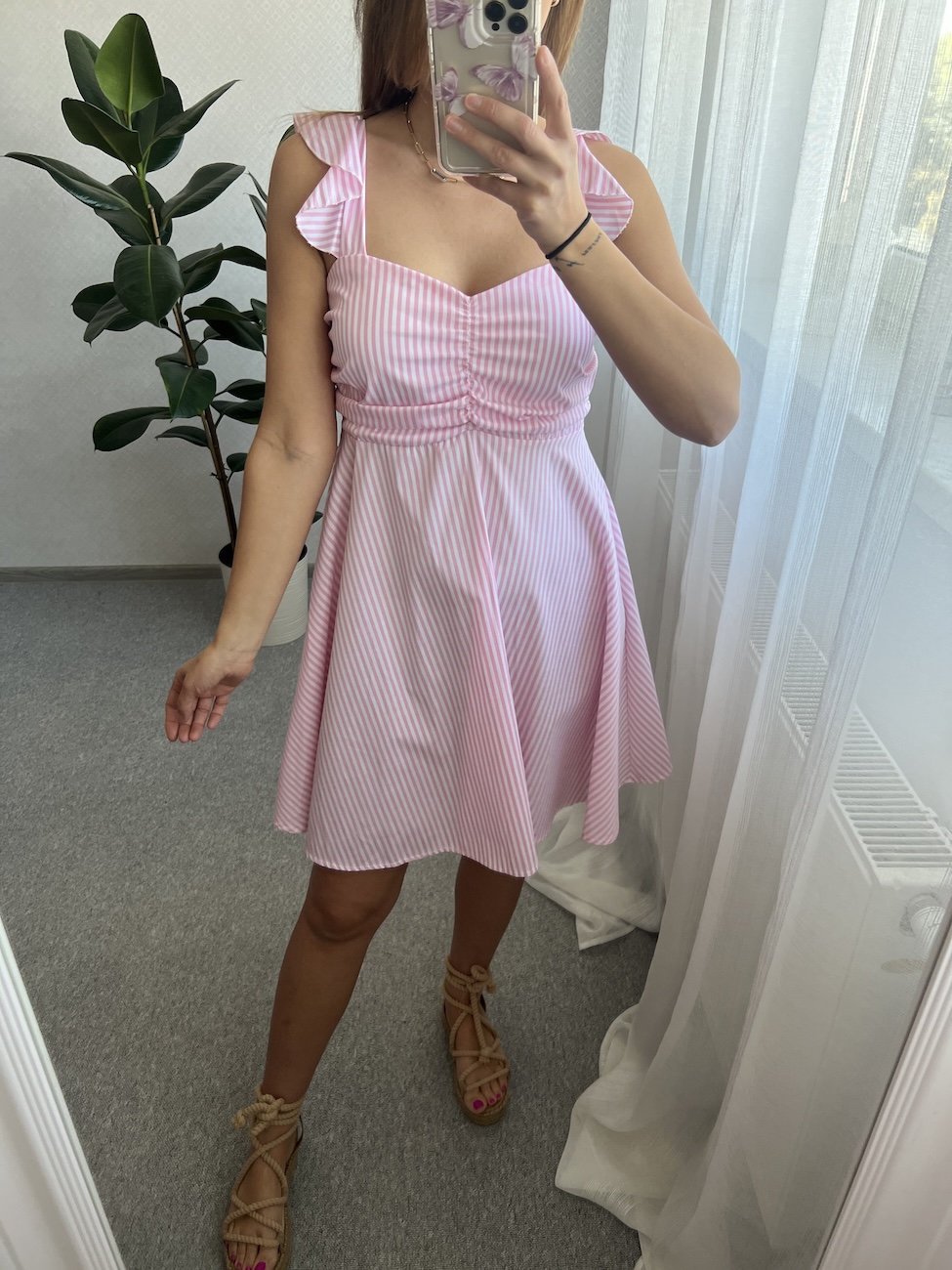 Sukienka w paski  - baby pink  zdjęcie 2