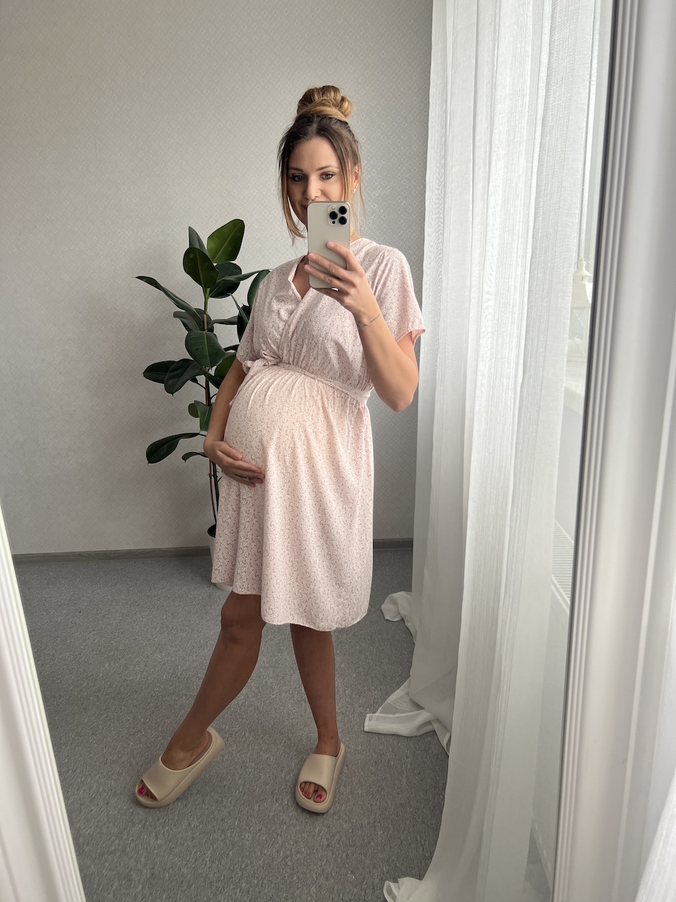 Sukienka LISA - kremowa w  kwiatuszki    zdjęcie 4