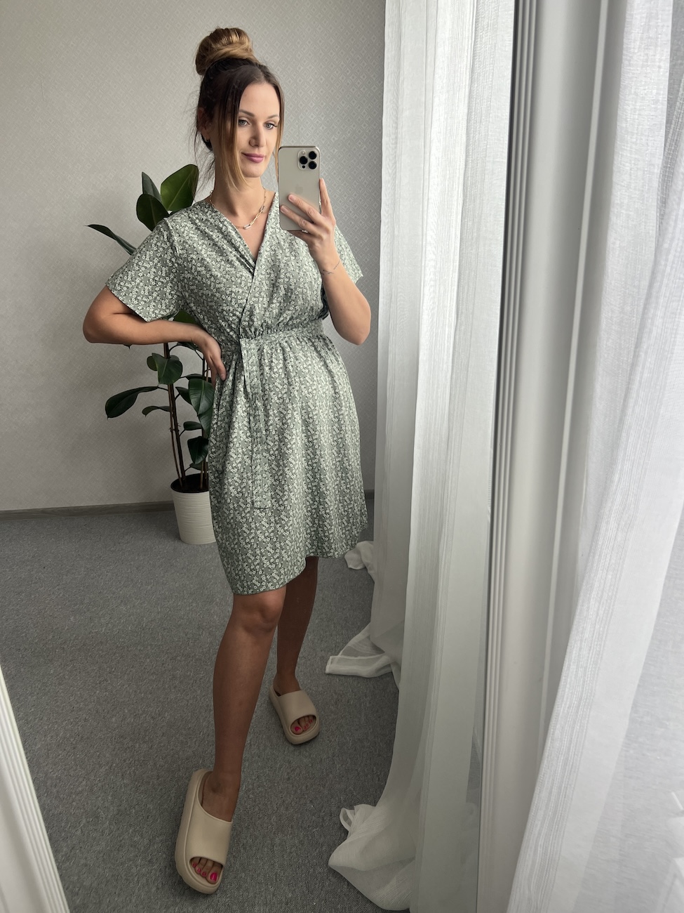 Sukienka LISA - khaki w  kwiatuszki    zdjęcie 1