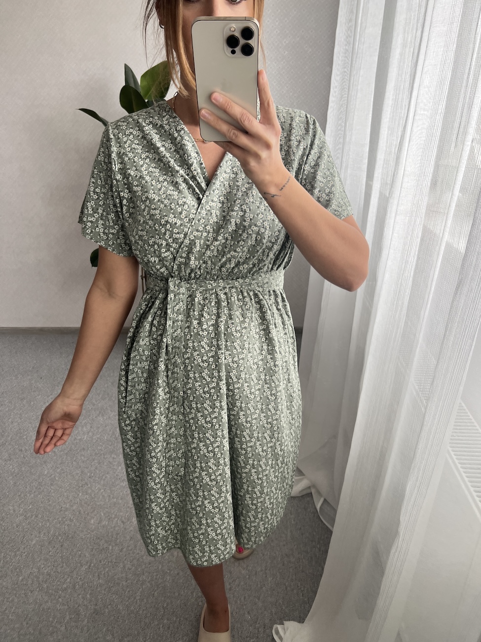 Sukienka LISA - khaki w  kwiatuszki    zdjęcie 2