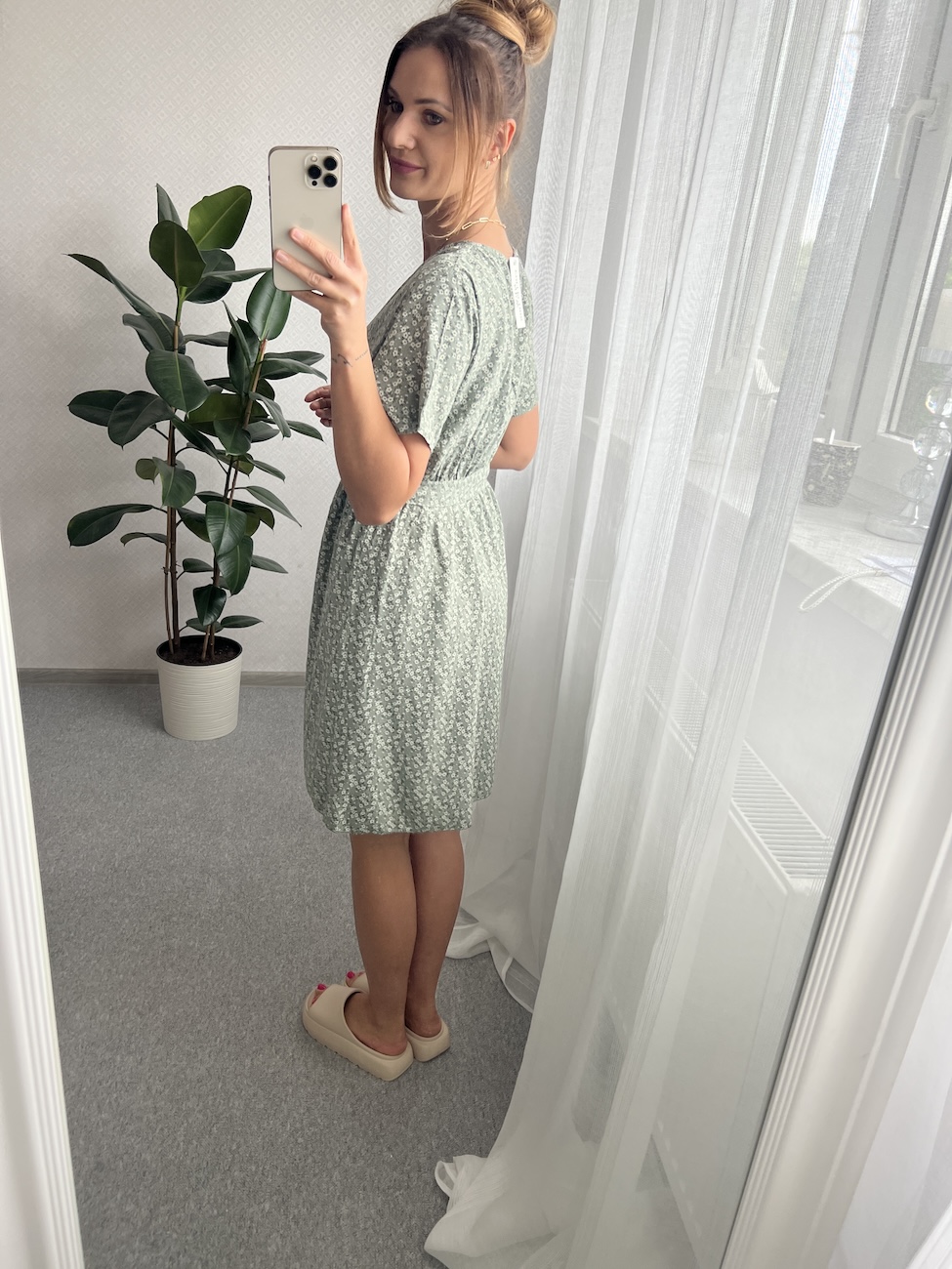 Sukienka LISA - khaki w  kwiatuszki    zdjęcie 3