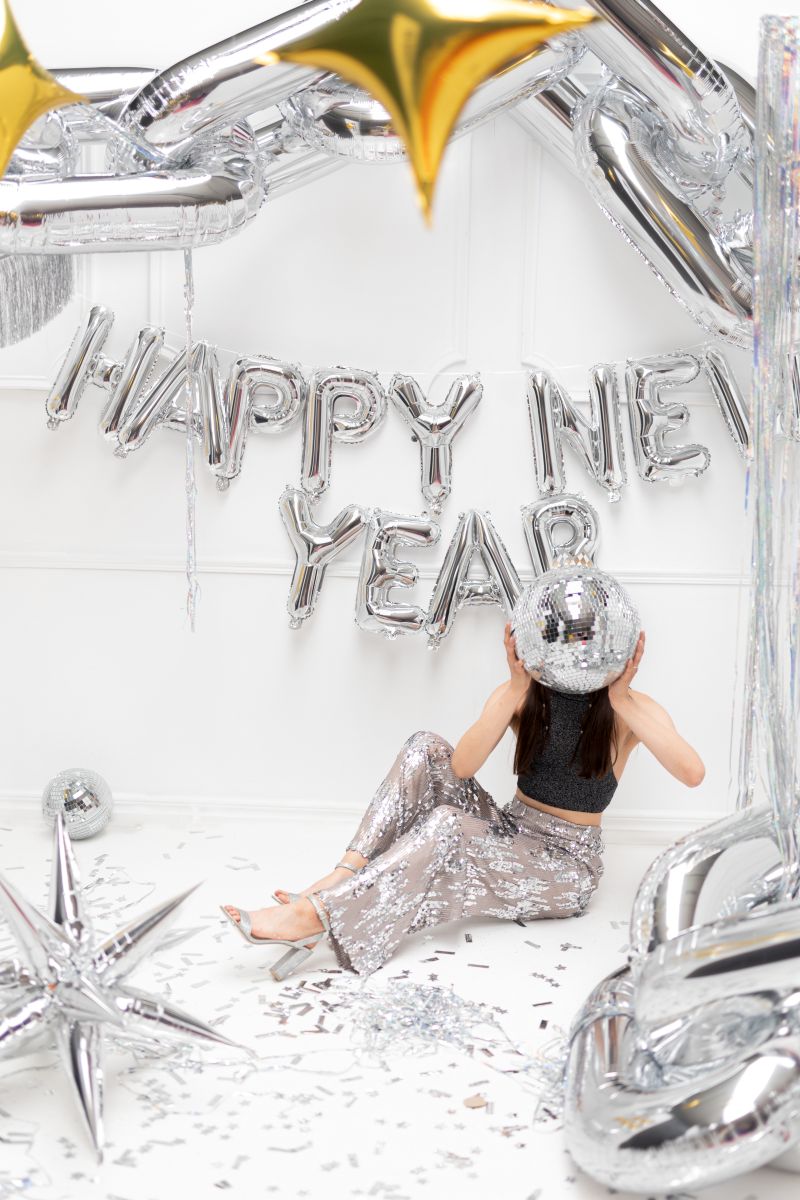 Balon foliowy, napis Happy New Year, 422x46 cm, srebrny, girlanda, duży - PartyDeco zdjęcie 2