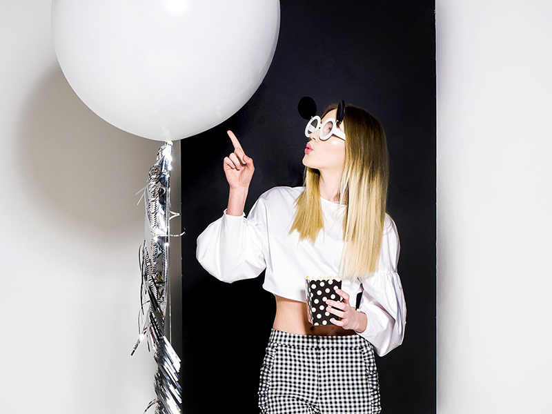 Balon okrągły 1m, Pastel White, 40", duży - PartyDeco zdjęcie 3