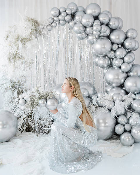 Balon Glossy balloons, Silver, okrągły, srebrny, duży, 60cm, 1 szt. - PartyDeco zdjęcie 3