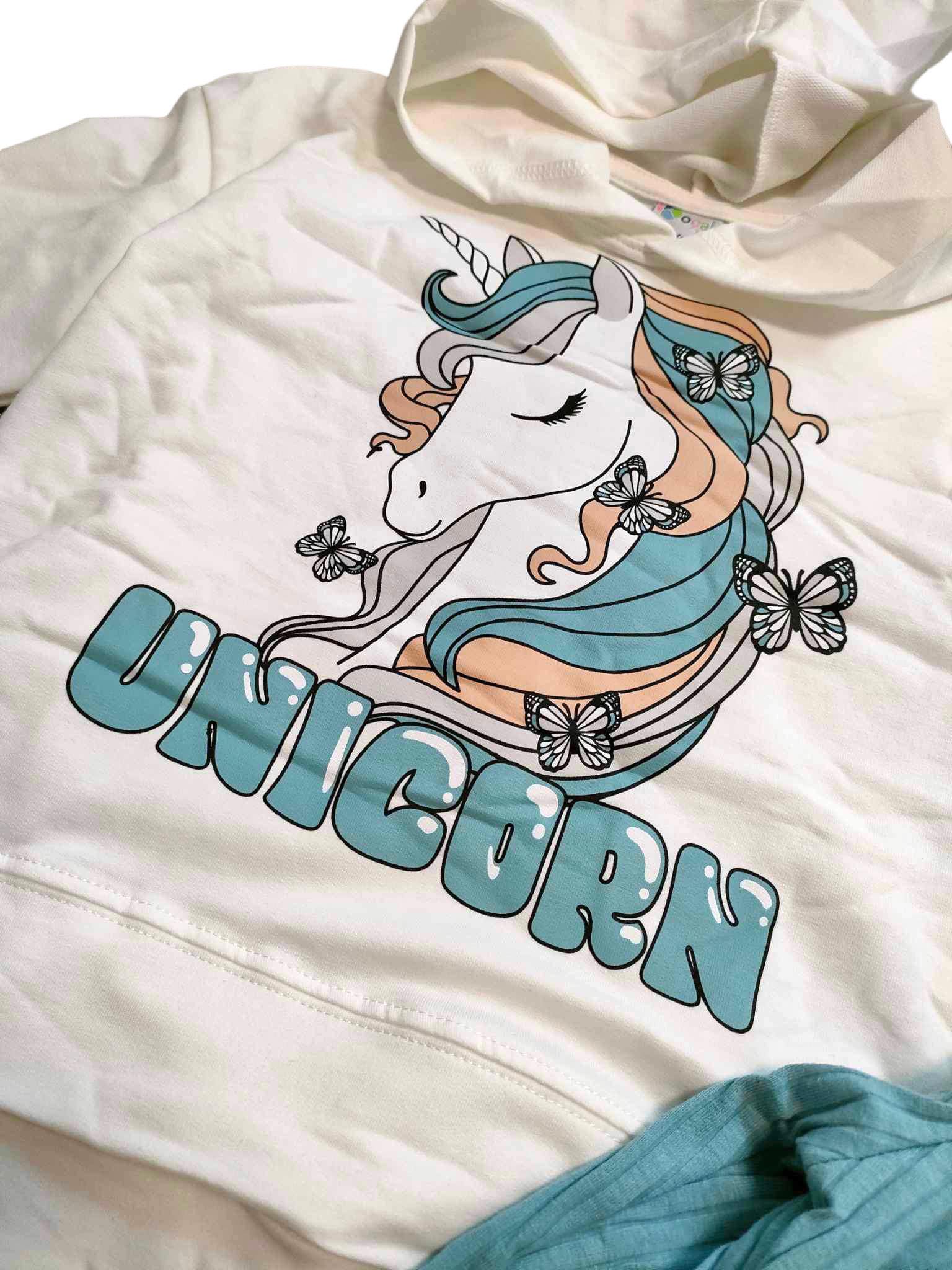 Bluza z napisem Unicorn  i pięknym  jednorożcem