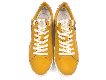 Żółte zamszowe trampki sneakersy Marco Tozzi  23706-26 - Marco Tozzi zdjęcie 4