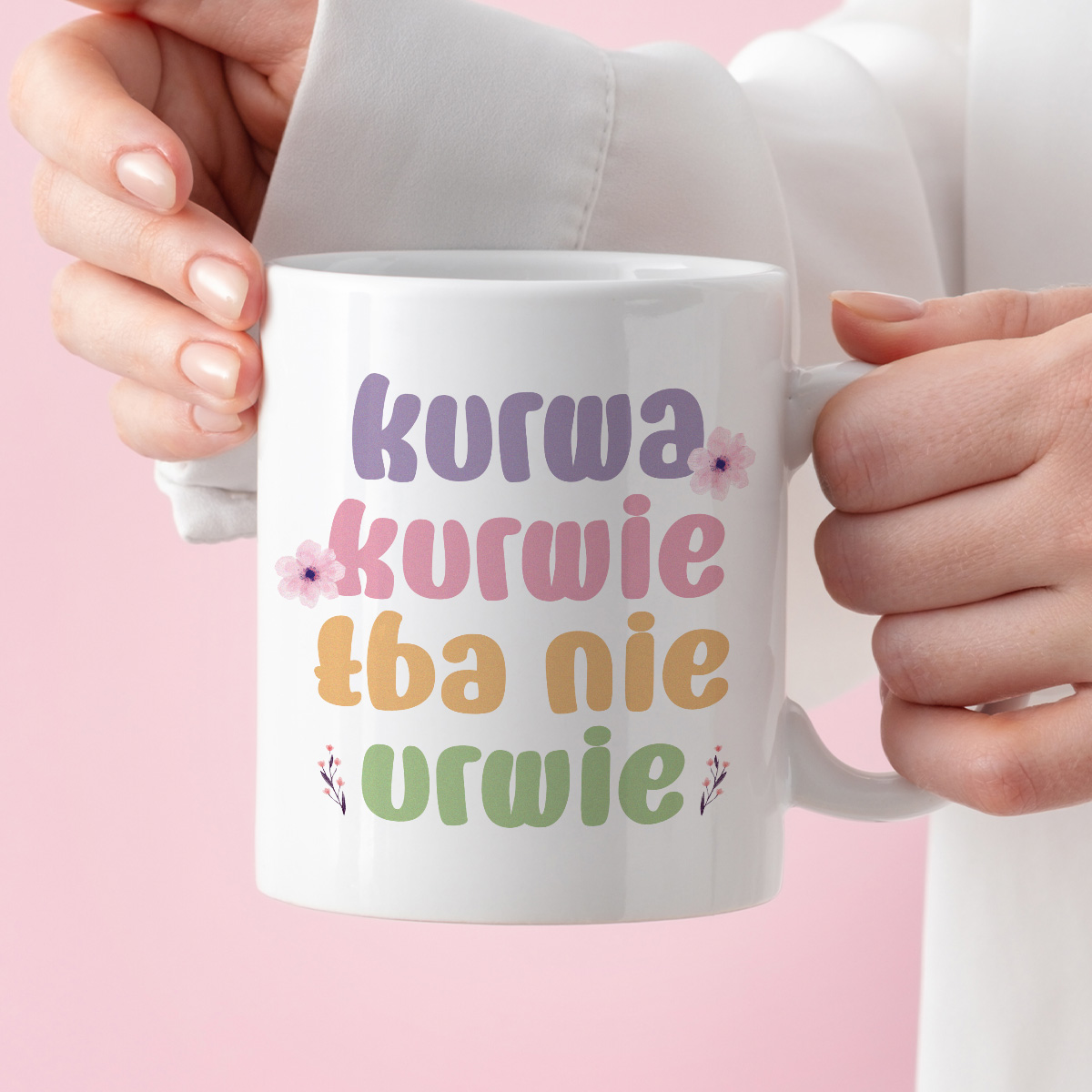 Kubek z nadrukiem "Kurwa kurwie łba nie urwie" zdjęcie 3