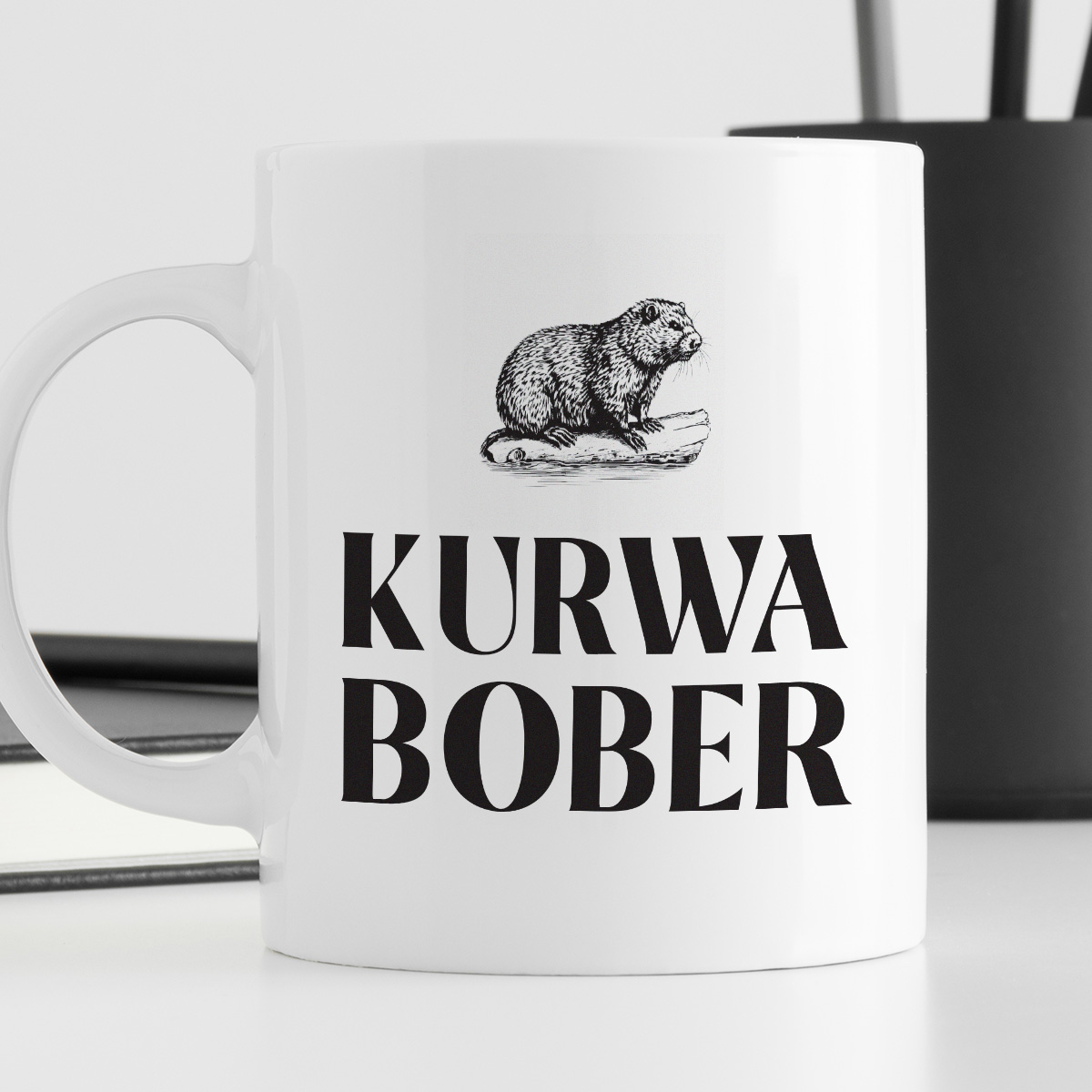 Kubek z nadrukiem "KURWA BOBER" 330 ml zdjęcie 4