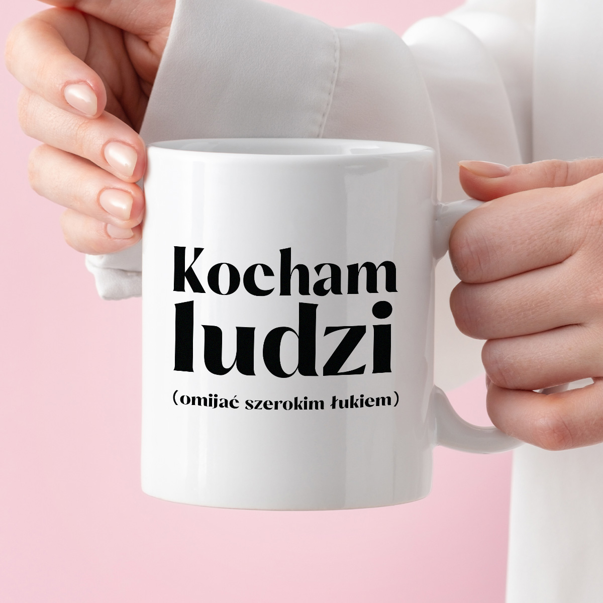 Kubek z nadrukiem "Kocham ludzi (omijać szerokim łukiem)" zdjęcie 3