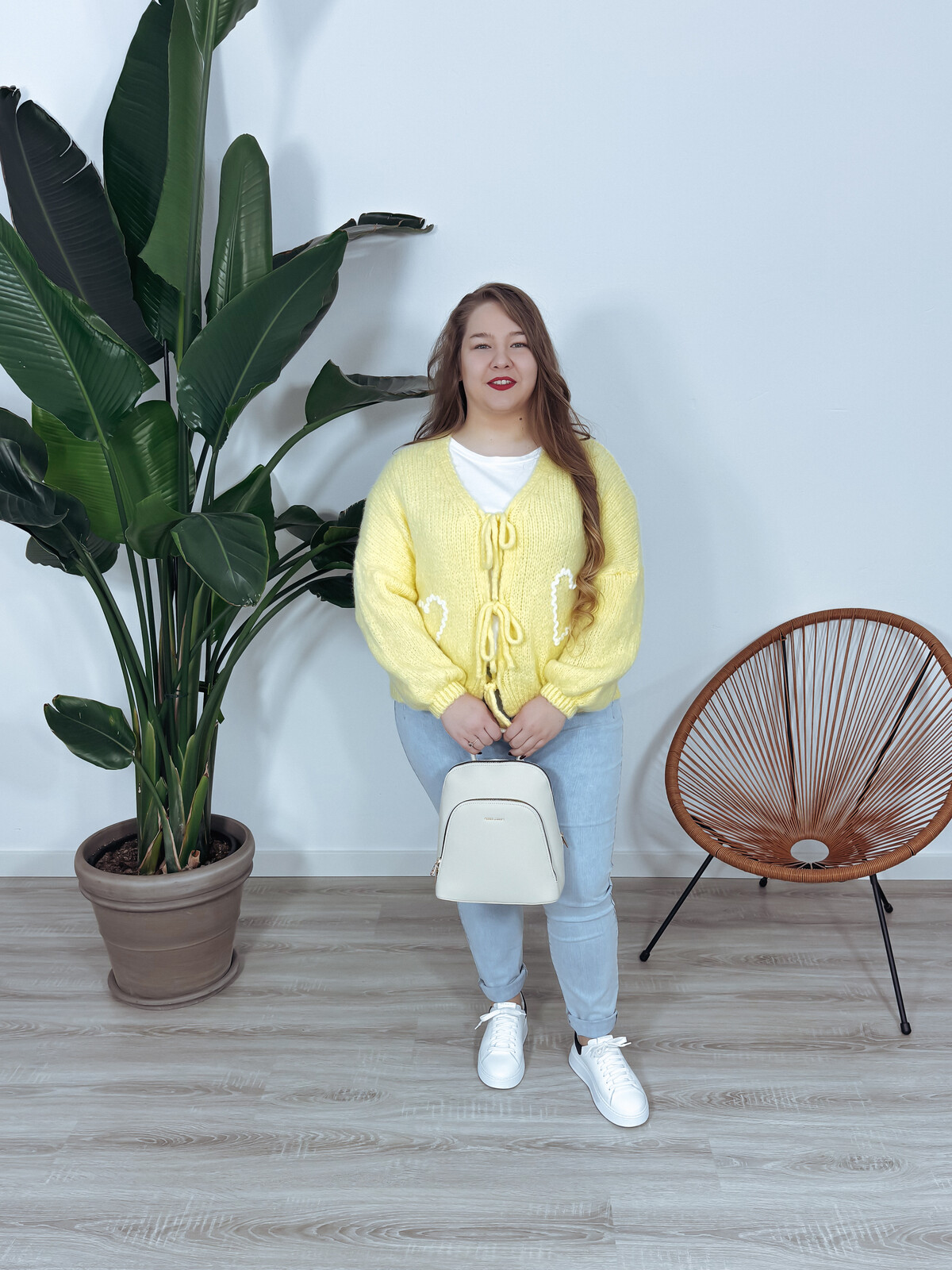 Sweter wiązanie z przodu + serduszka bananowy HEART zdjęcie 3