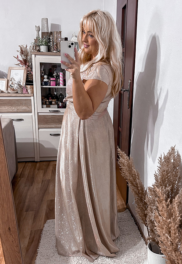 ŠATY SAMANTHA MAXI PLUS SIZE GOLD  - produkt polski obrázek 3