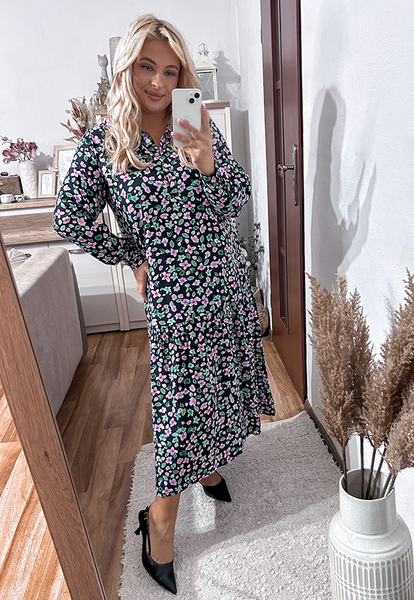 NINA SUKIENKA PLUS SIZE MIDI Z WISKOZY W DEROBNE KWIATY. CZARNO/FIOLETOWA 03 - włoski zdjęcie 2