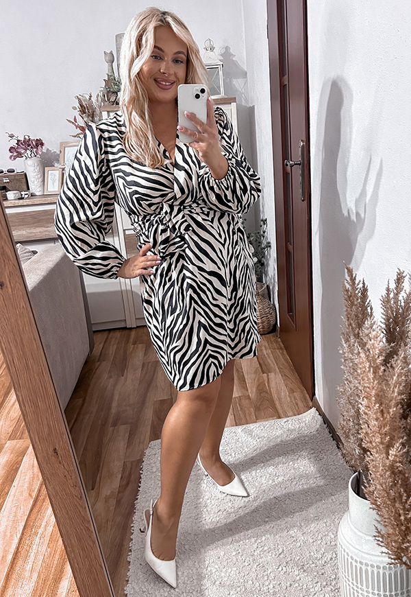 ŠATY CYNTHIA PLUS SIZE ZEBRA BEIGE/BLACK 01 - włoski obrázek 1