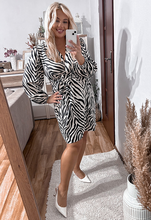 ŠATY CYNTHIA PLUS SIZE ZEBRA BEIGE/BLACK 01 - włoski obrázek 3