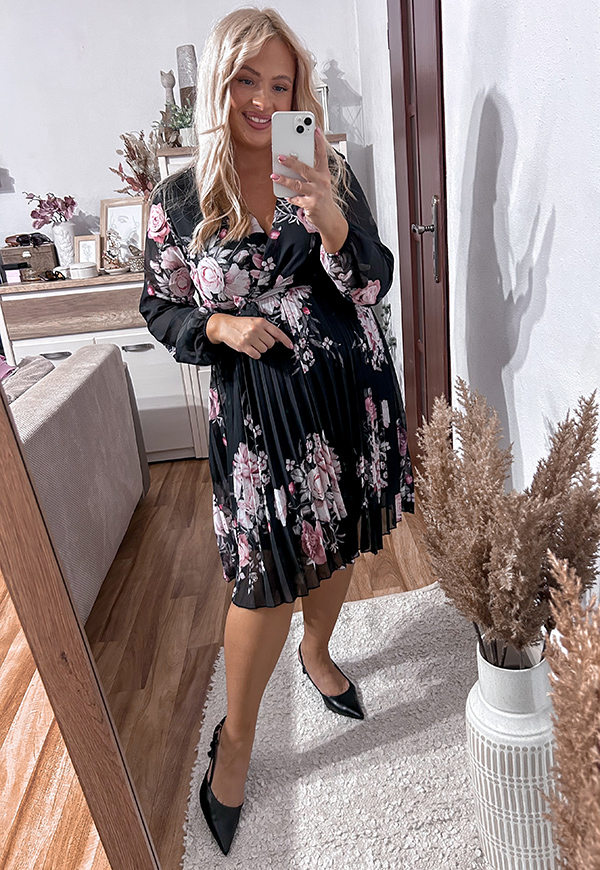 AMBER II SUKIENKA PLUS SIZE PLISOWANA W KWIATY. CZARNO/RÓŻOWA 02 - włoski zdjęcie 4