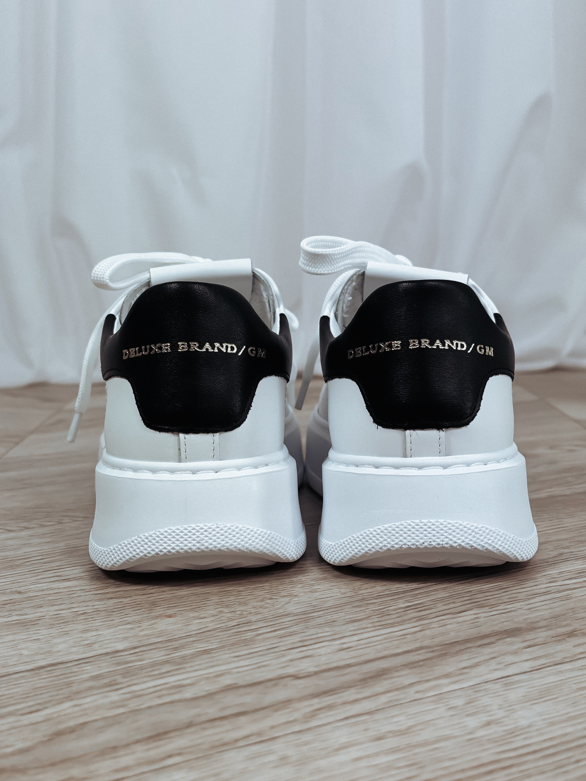 Sneakersy ze skóry naturalnej biało/czarne MALVIN ♡ zdjęcie 4