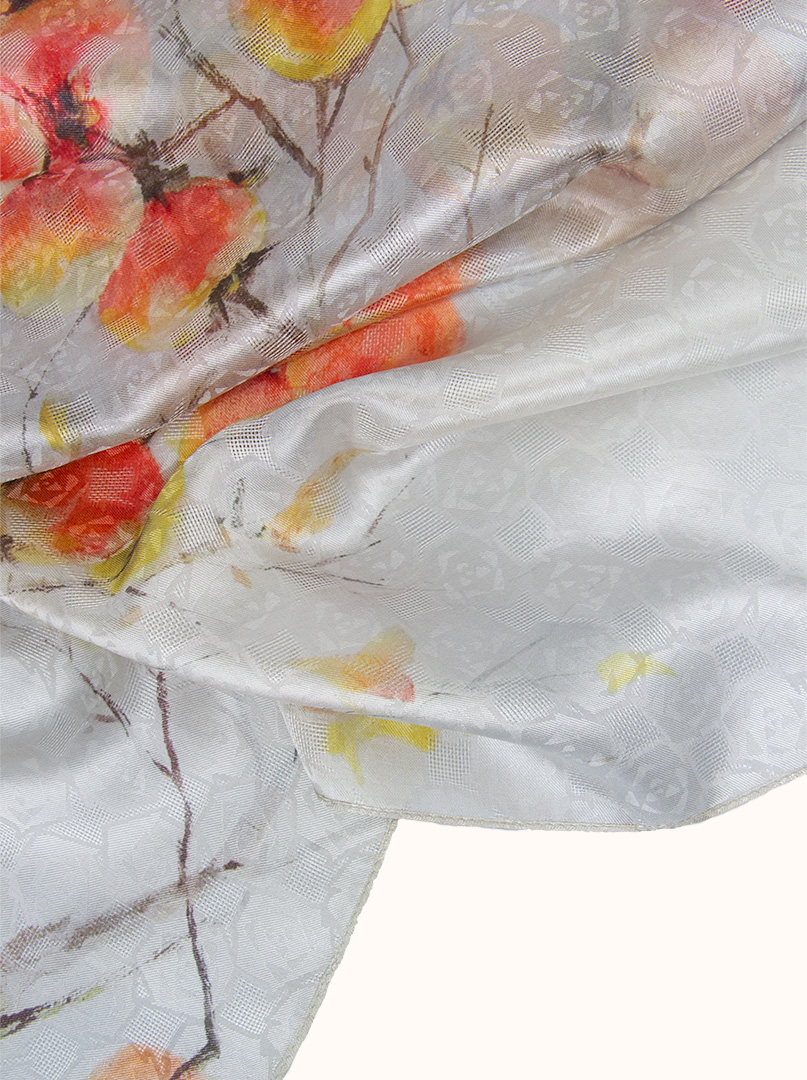 Jacquard silk scarf with an apple tree motif, 50 cm x 170 cm-  s04sz099 image 3