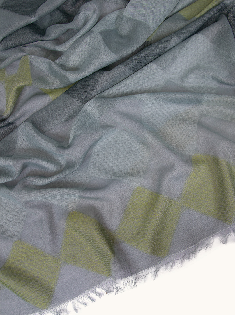 Light green checkered scarf 95 cm x 200 cm image 4