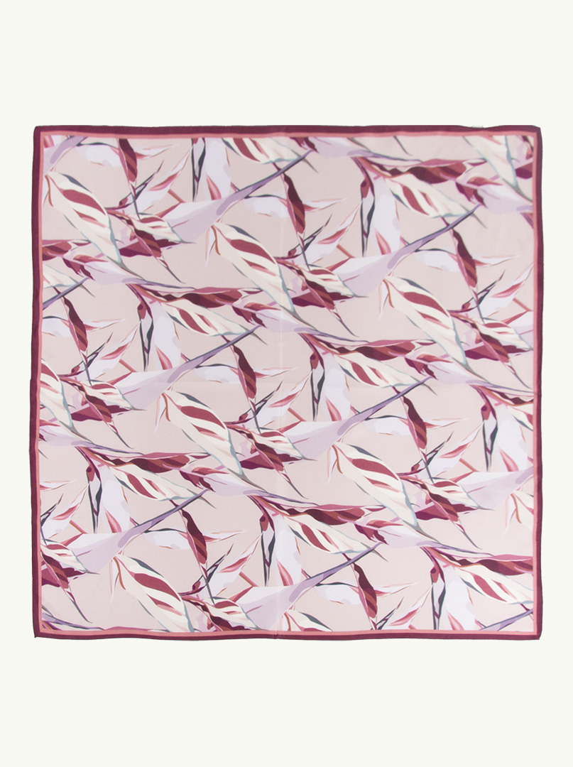 Apaszka jedwabna różowa w liście wielokolorowe 68x68cm PREMIUM zdjęcie 4