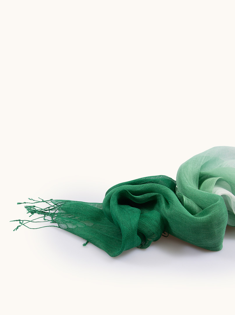 Scarf 100% linen shaded white-green 55 x 180 cm image 2