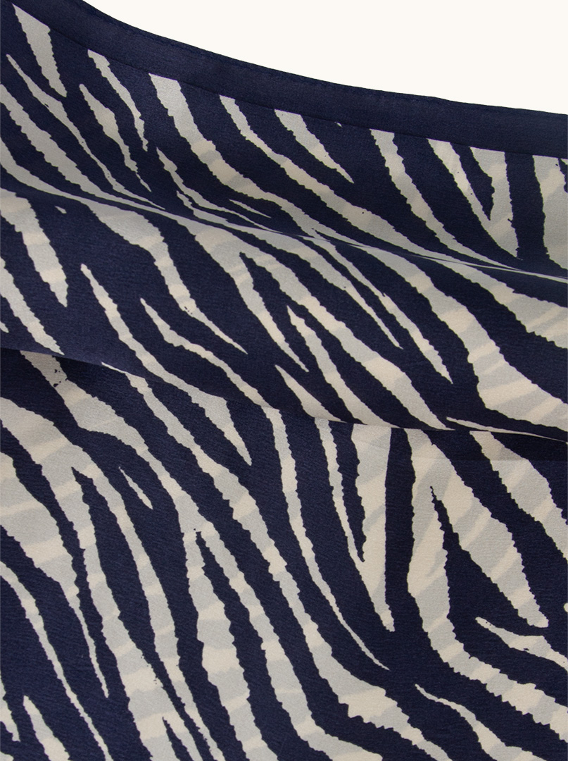 Silk gavroshka with tiger spots motif in navy blue 53x53 cm image 4