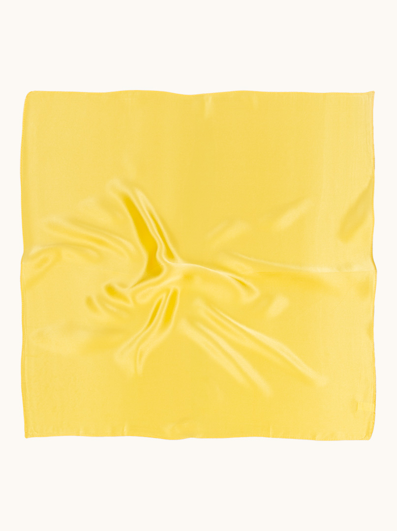 Mała jedwabnagawroszka w kolorze żółtym 53 cm x 53 cm - Allora zdjęcie 3