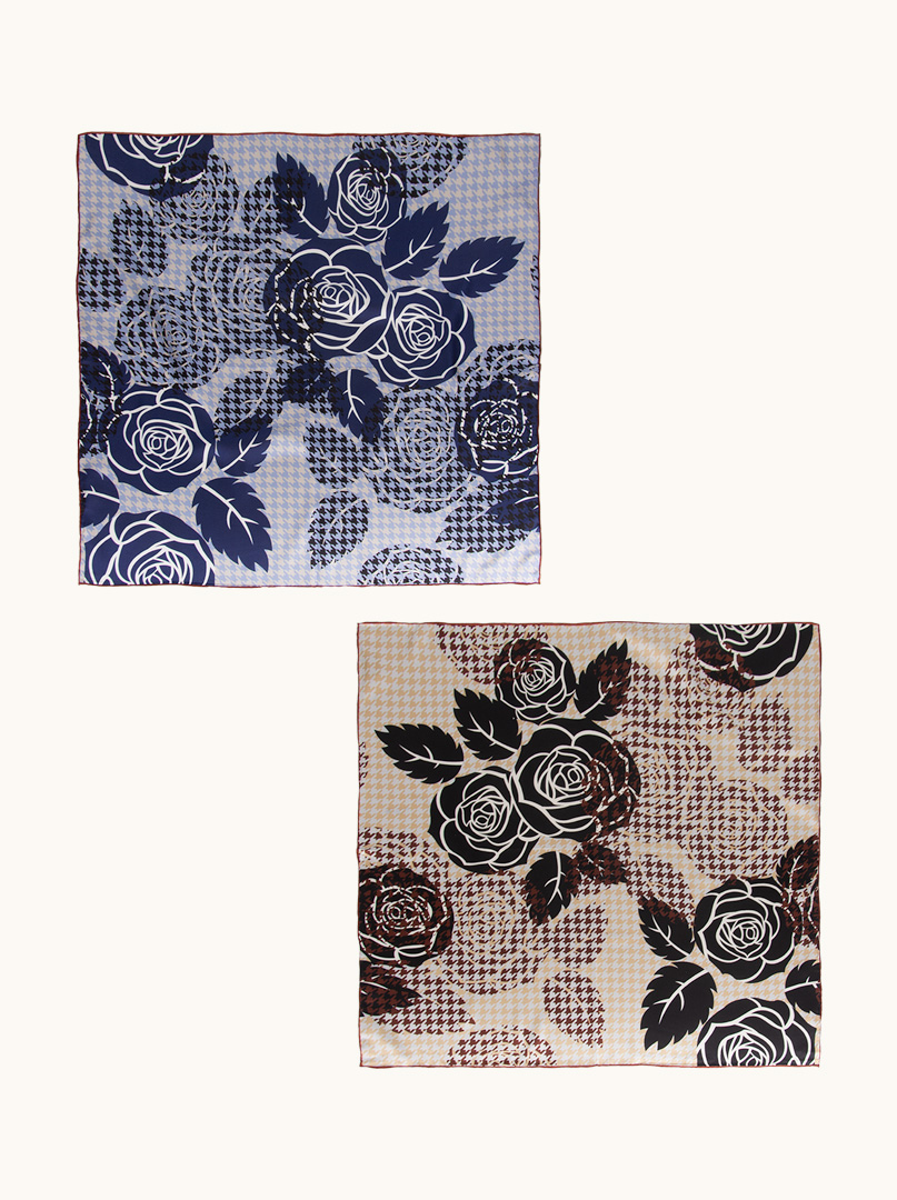 Double-sided silk scarf with floral motif 65 cm x 65 cm image 3