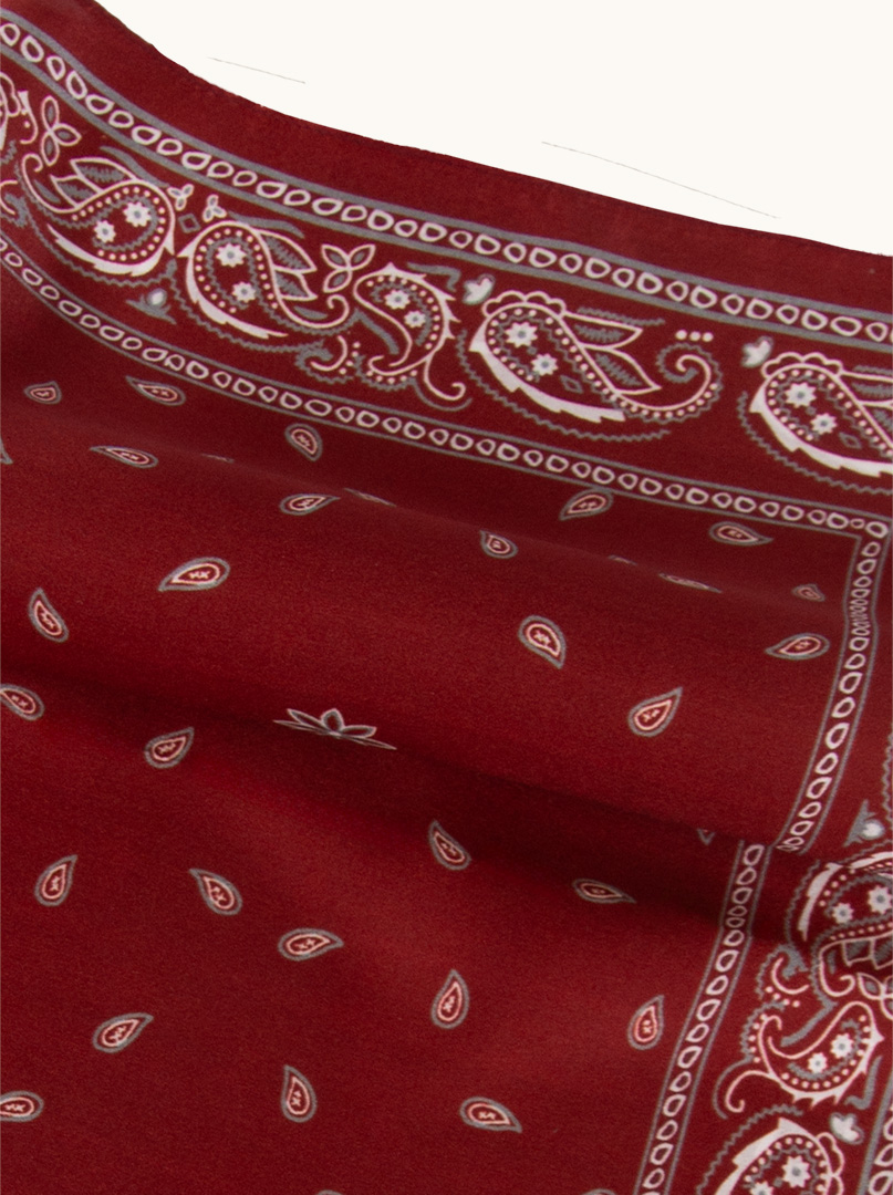 Maroon silk gavroche in peisleye 53x53 cm image 3