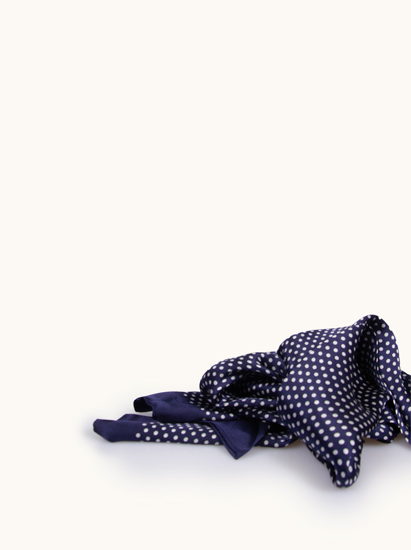 Exclusive men's dotted silk scarf 25 cm x 160 cm image 2