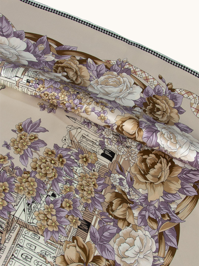 Large beige double-sided silk scarf with floral motif 110cm x 110cm PREMIUM image 3