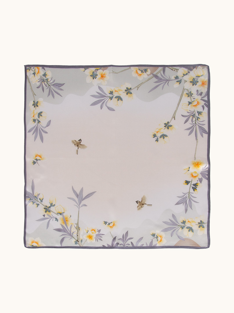 Silk gavroche with yellow flowers motif 53x53 cm image 2