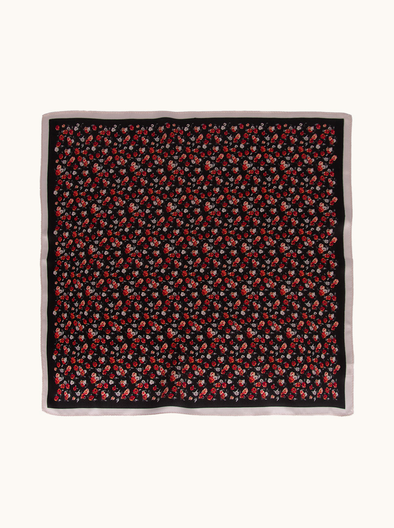 Black silk gawroska with small roses 53x53 cm image 4