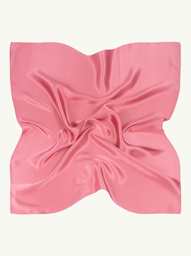 Small silk choker powder pink 53x53 cm image 2