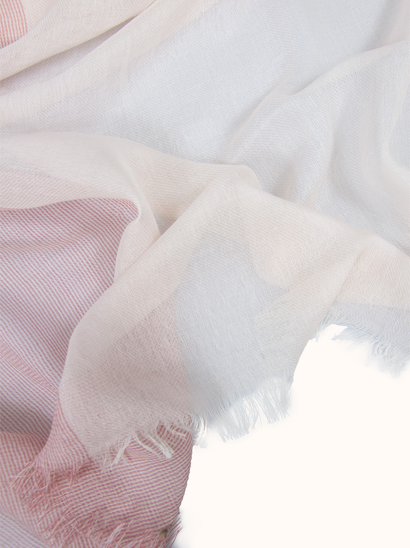 Lightweight shawl in pink 95cm x 200cm image 3