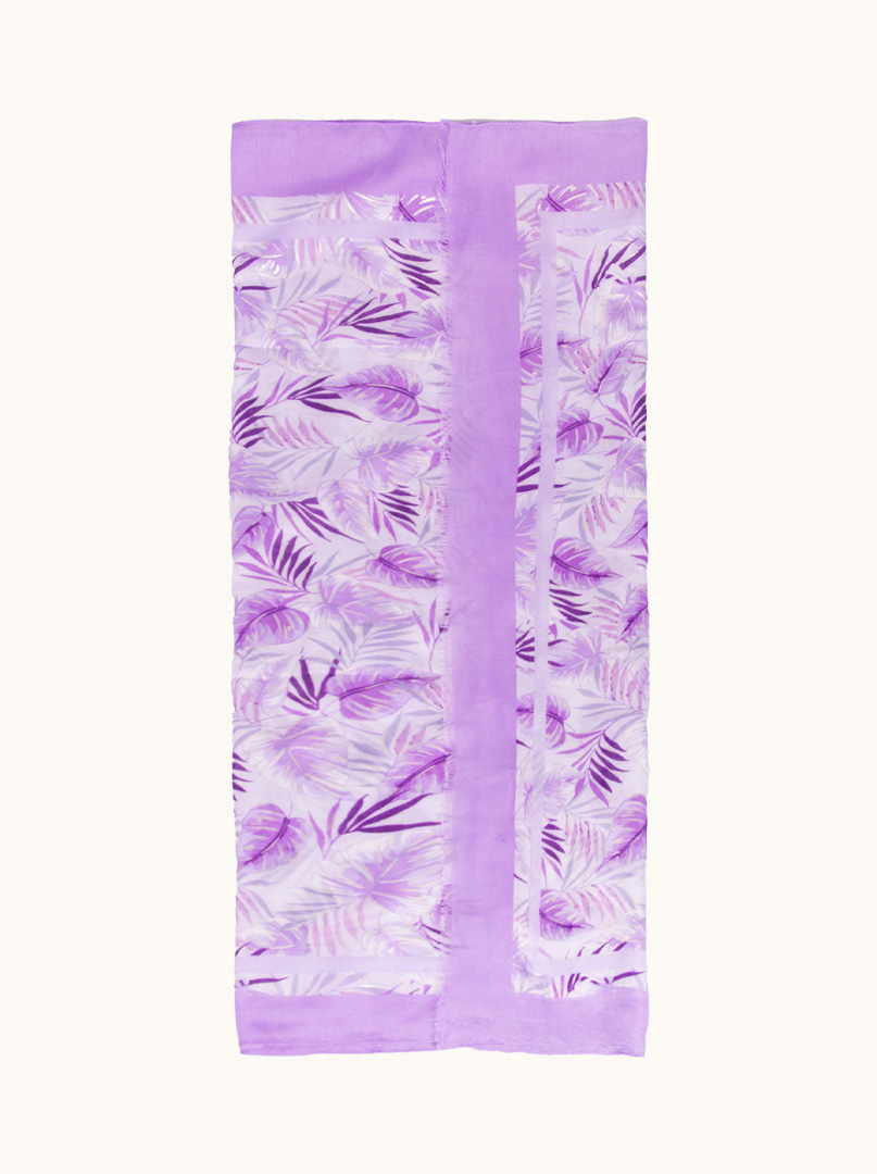 Purple pareo with a leaf motif image 4