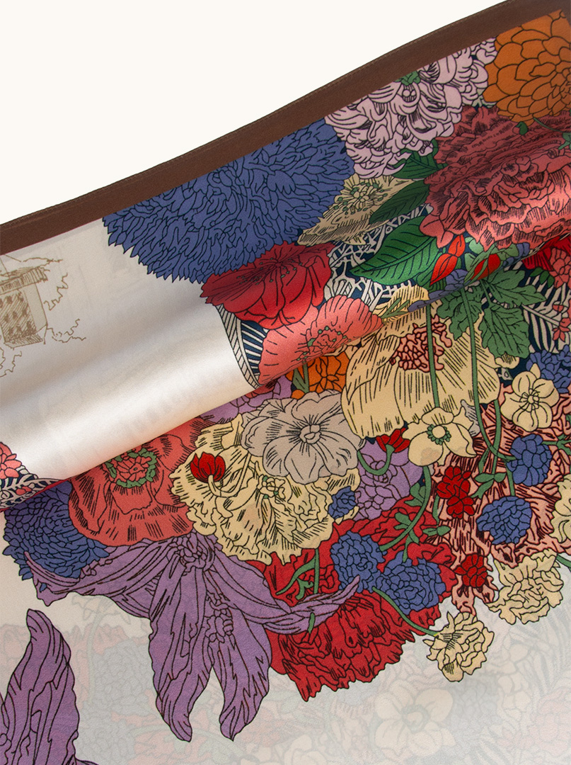 Silk scarf with floral motif 90 cm x 90 cm image 4