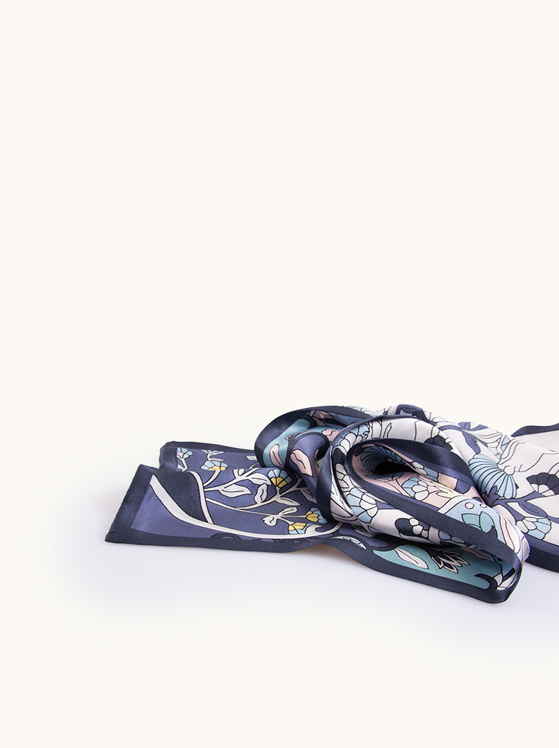 Silk scarf image 3