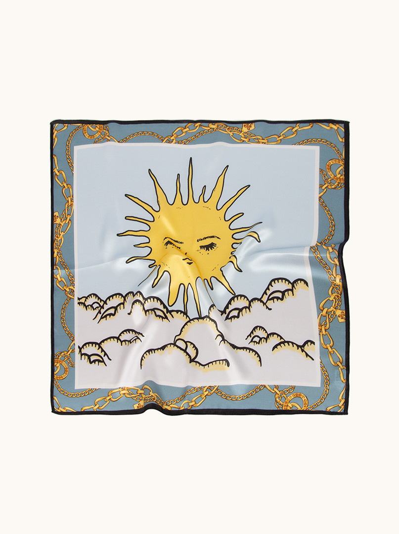 Mała apaszka jedwabna gawroszka z motywem słońca 53x53 cm zdjęcie 4