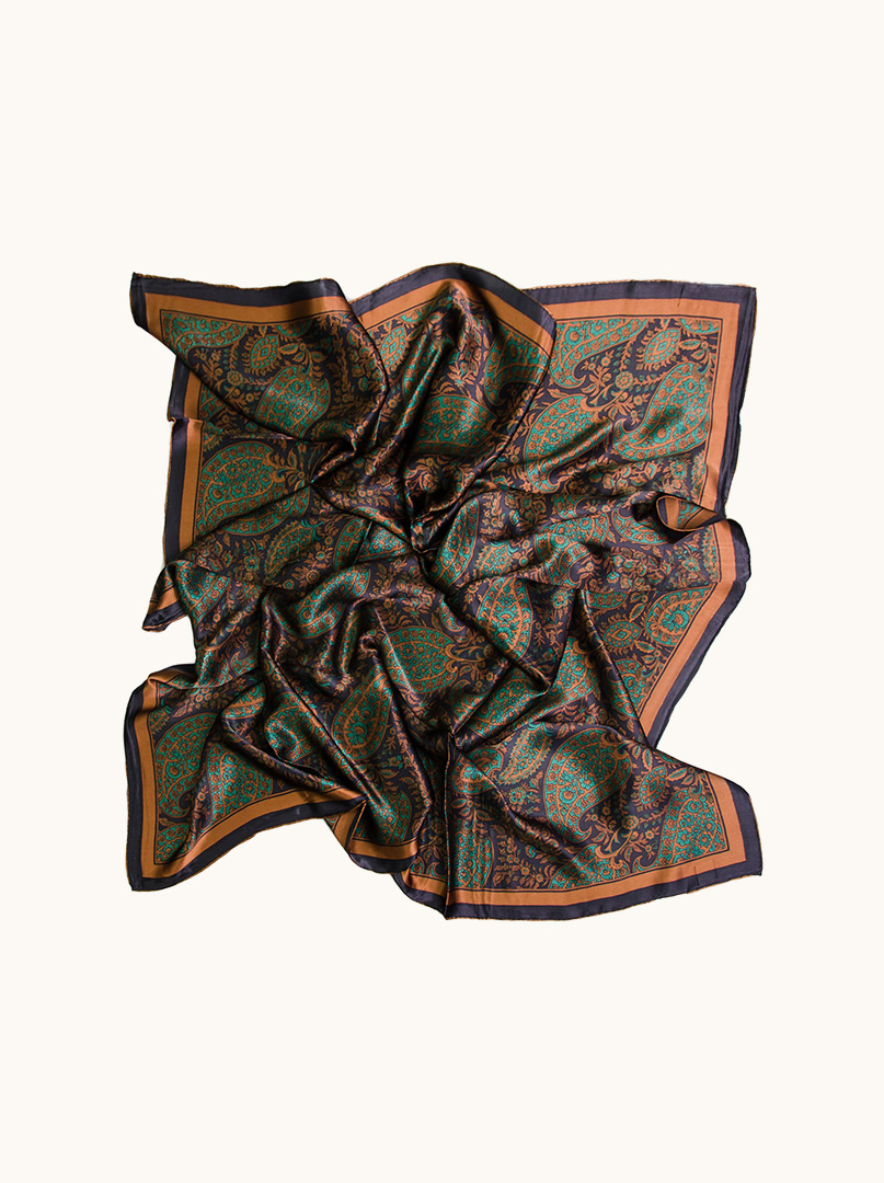 Silk scarf XXL image 2