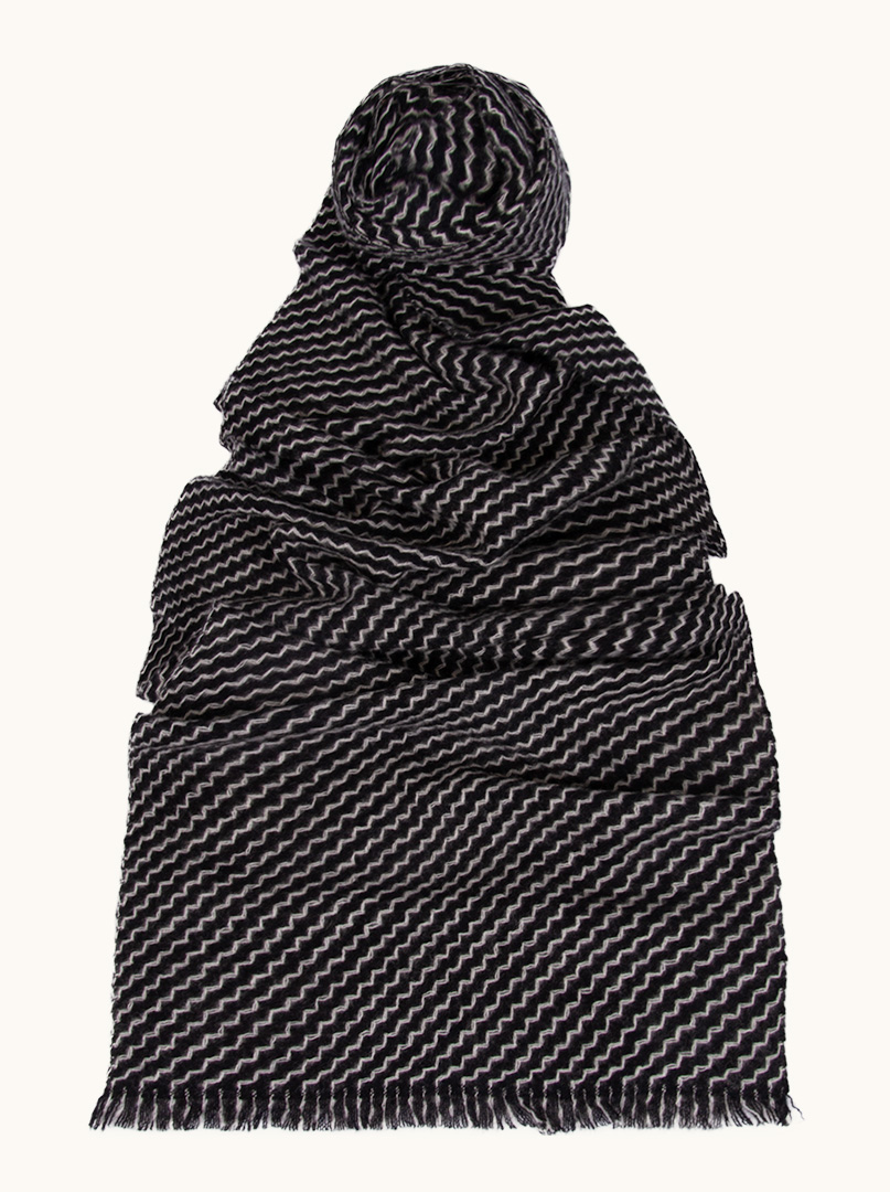 Ciepły ekskluzywny kaszmirowy szal w kolorze czarnym z geometrycznym wzorem 35 cm x 175 cm PREMIUM zdjęcie 2