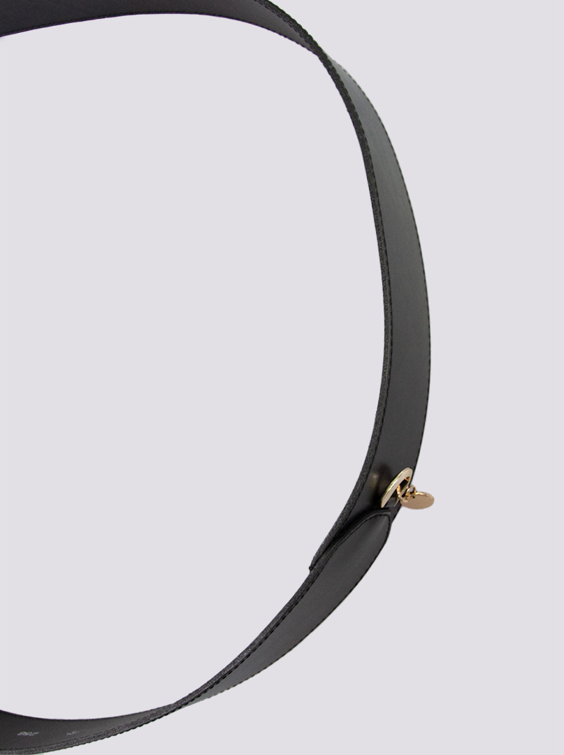 Pasek czarny z przywieszką w kształcie kółka LuAna zdjęcie 2